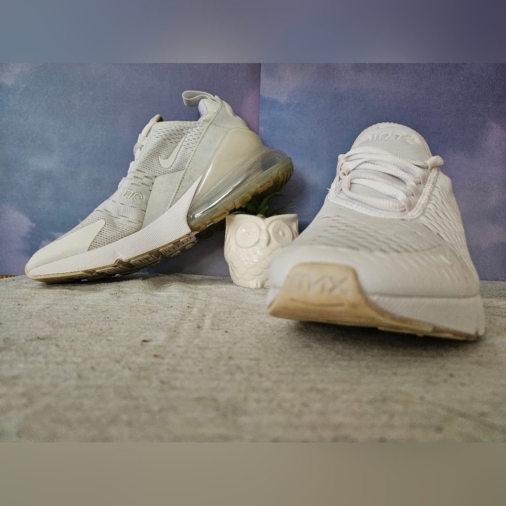 Kids white Nike air max size 6 (kids)